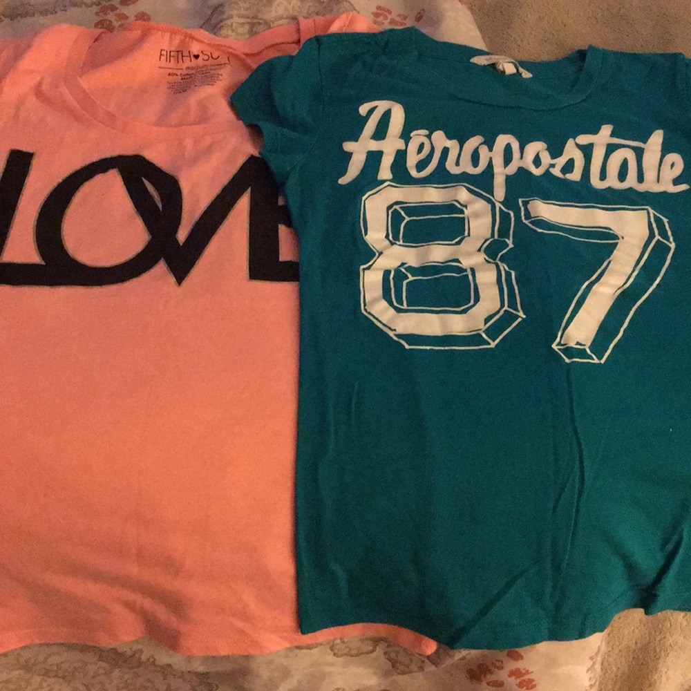 Two medium Blouses💙